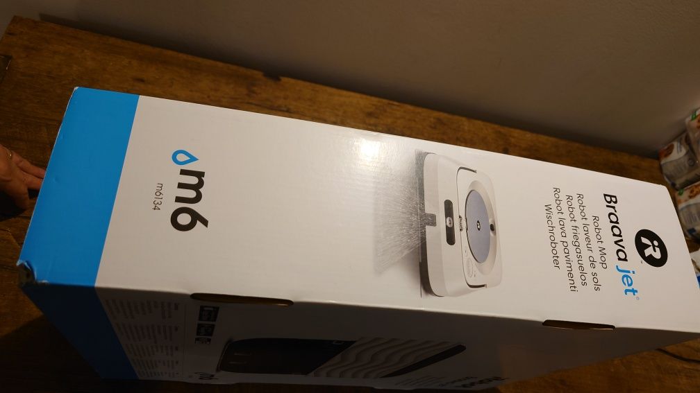 Irobot Jet m6 robô limpa pisos na caixa novo