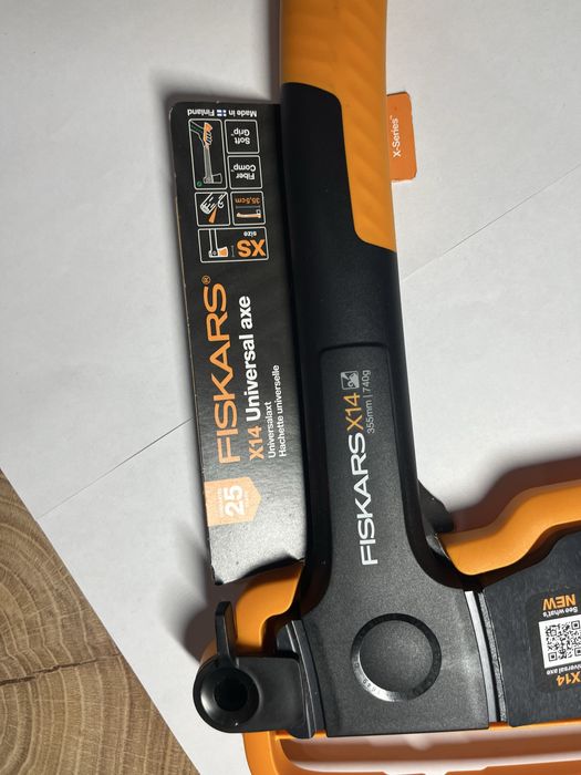 Сокира-колун Fiskars X14