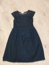 Koronkowa sukienka 152