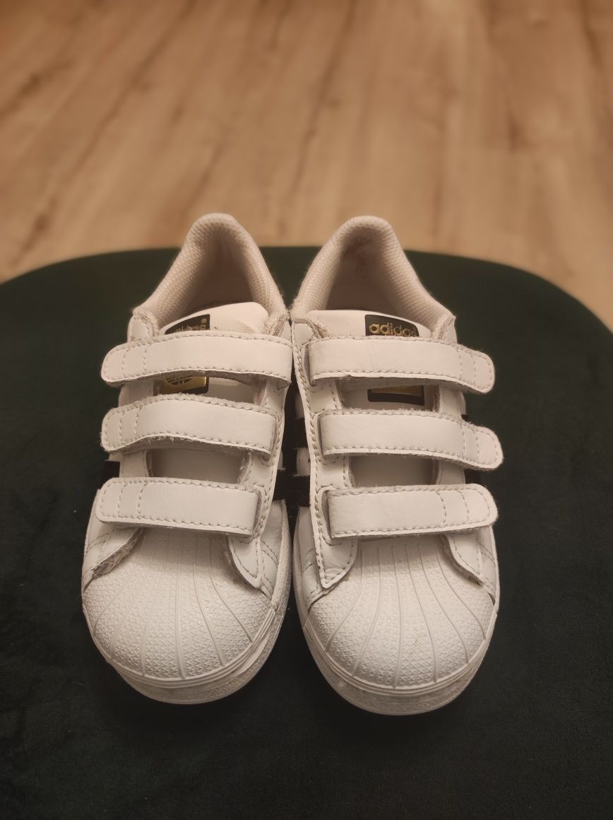 Buty Adidas Superstar B26070