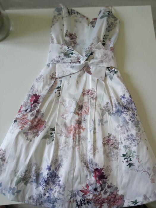 Rinascimento elegancka sukienka koktajlowa r S