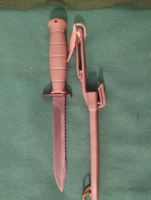 Faca de Defesa Militar GLOCK