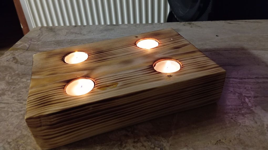 Świecznik z drewna na tealight