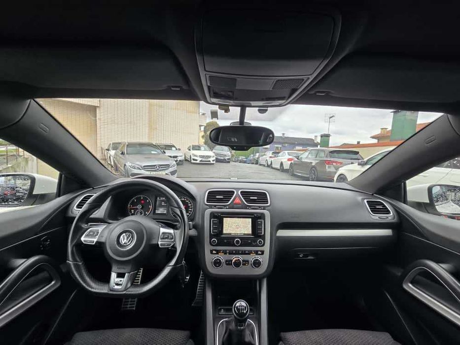 VOLKSWAGEN SCIROCCO R-LINE 2.0TDI 140CV "LOOK R"