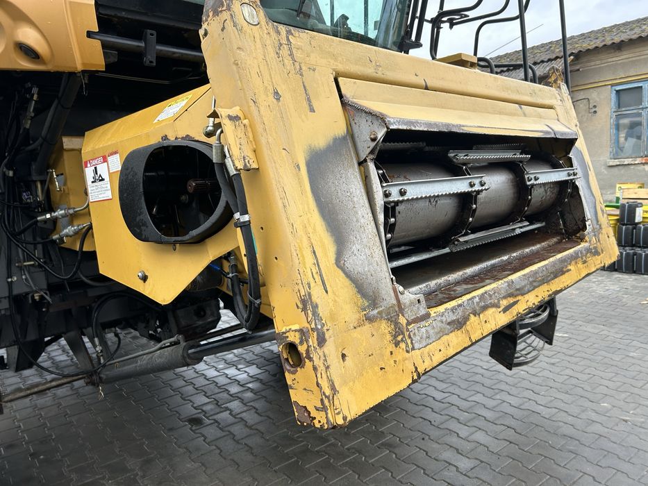 Комбайн Claas Cat Lexion 740