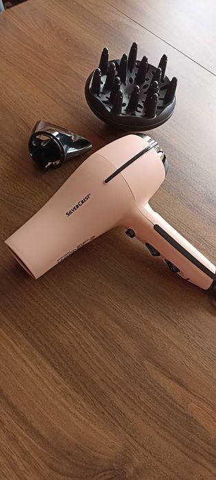 SilverCrest suszarka do włosów z czujnikiem dotykowym 2300W