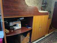 Двоярусне ліжко-стіл з шафою та сходами тумбами