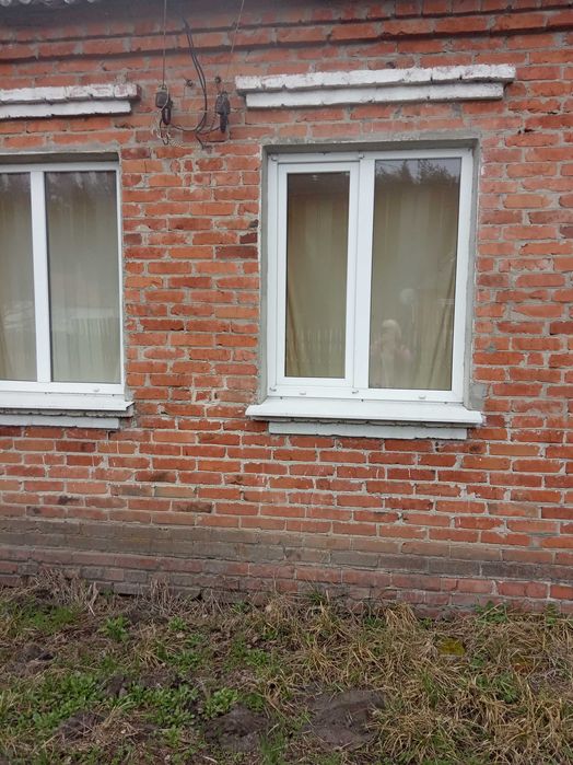 Продам 1/2 дома кирпич в Богодуховском районе