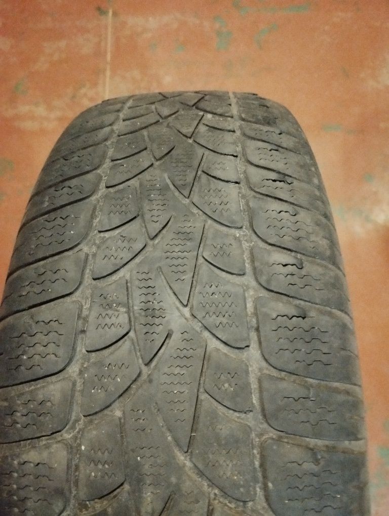 Продам Dunlop 235/65r17 б/у