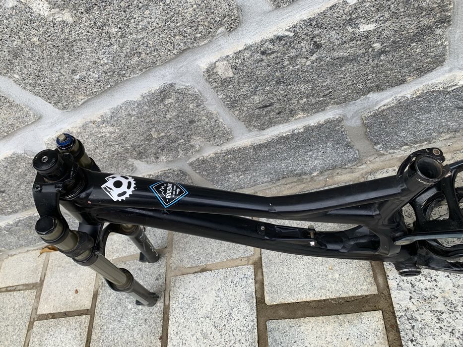 Quadro Downhill Demo 8