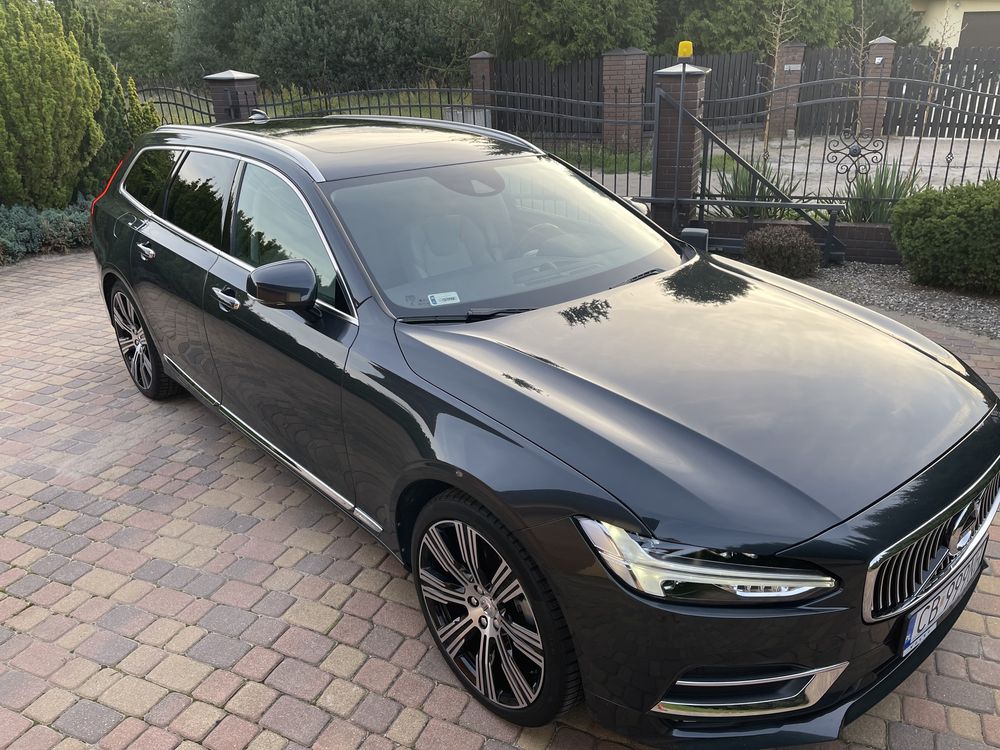 Volvo V90 D4 , Inscription, B&W, Panoramadach, koła 20