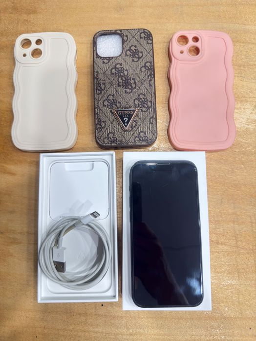 iPhone 13 mini, jak nowy, 128GB, midnight, etui, szkło ochronne.
