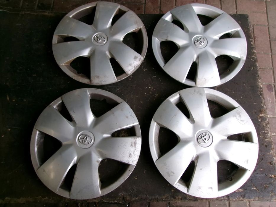 KOŁPAK KOŁPAKI 14 CALI AYGO YARIS KOMPL. 4SZT