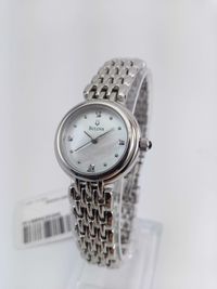Японские женские часы, бриллиантовые метки Bulova 96P122, на подарок