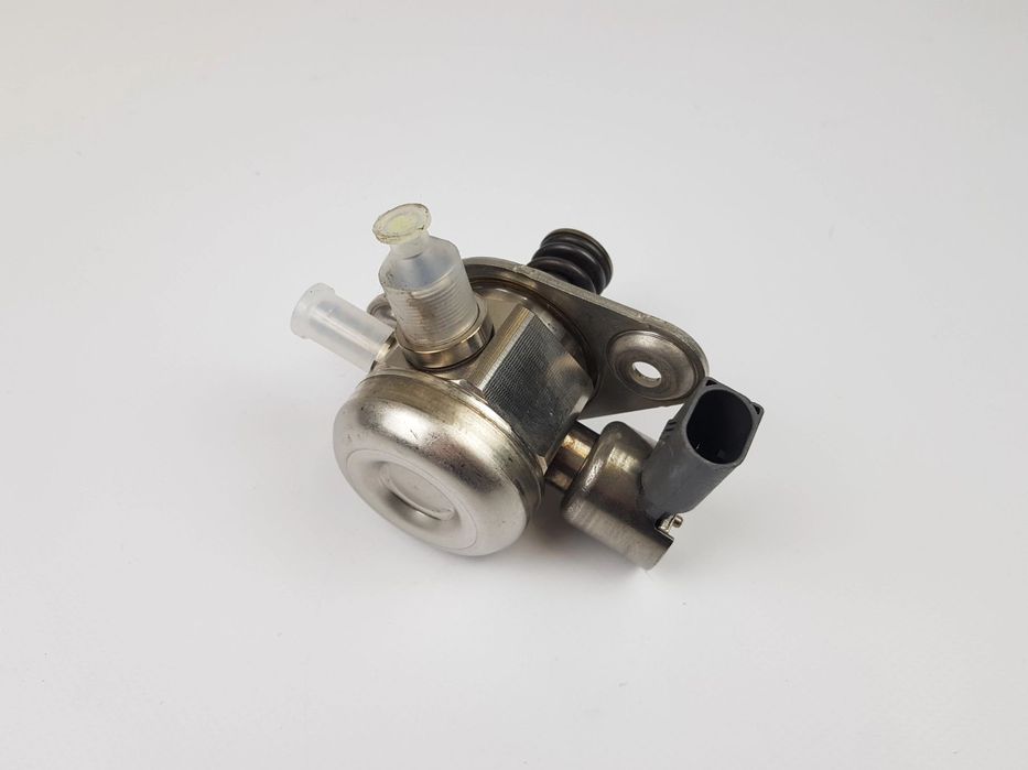 NOWA ORYGINALNA Pompa wysokiego ciśnienia Mercedes w205 w213 A2740700501