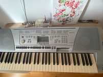 Синтезатор YAMAHA