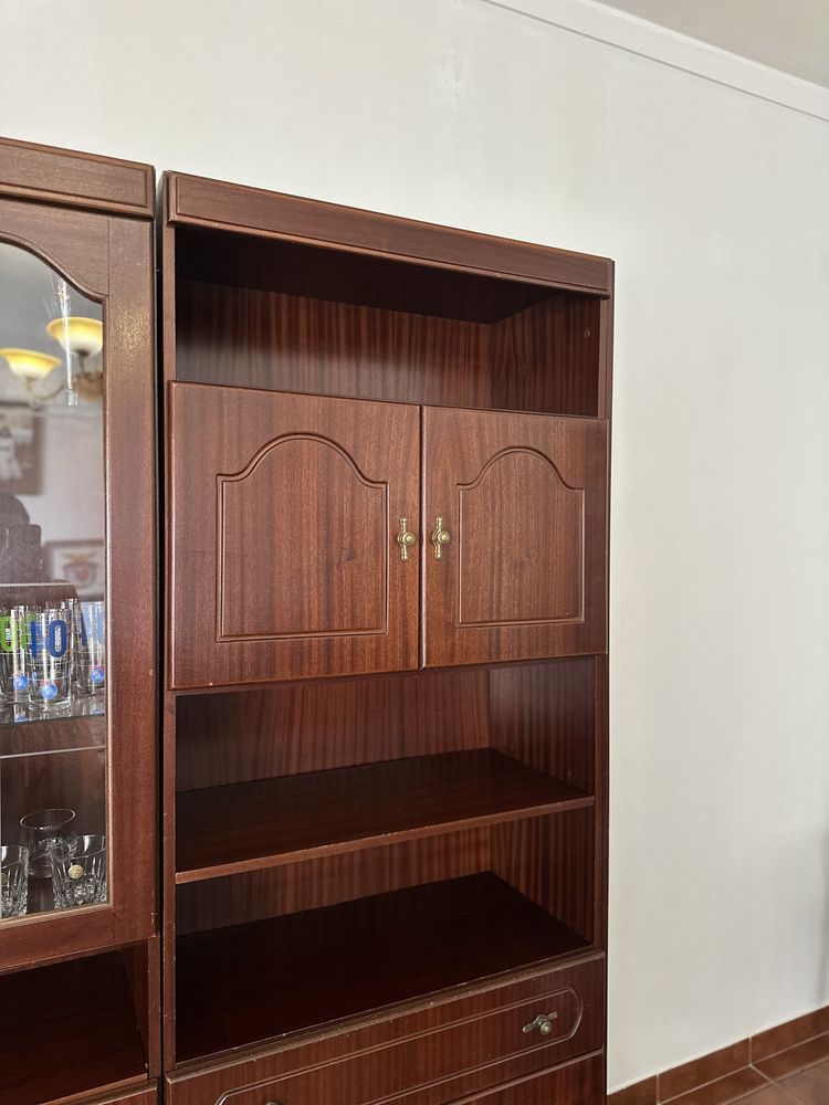 Móvel de Sala Grande em Madeira