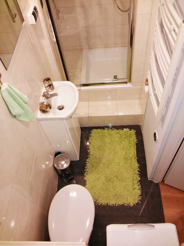 Piękna kawalerka z balkonem w penthausie z widokiem, Tuchowska 4