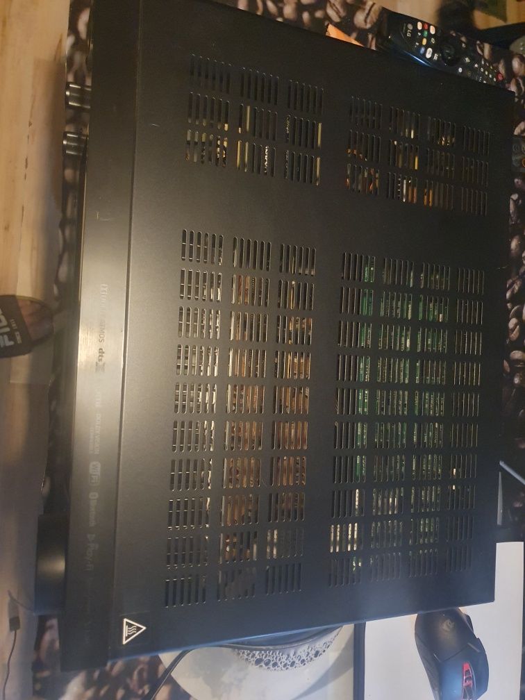 Amplituner Onkyo 676e