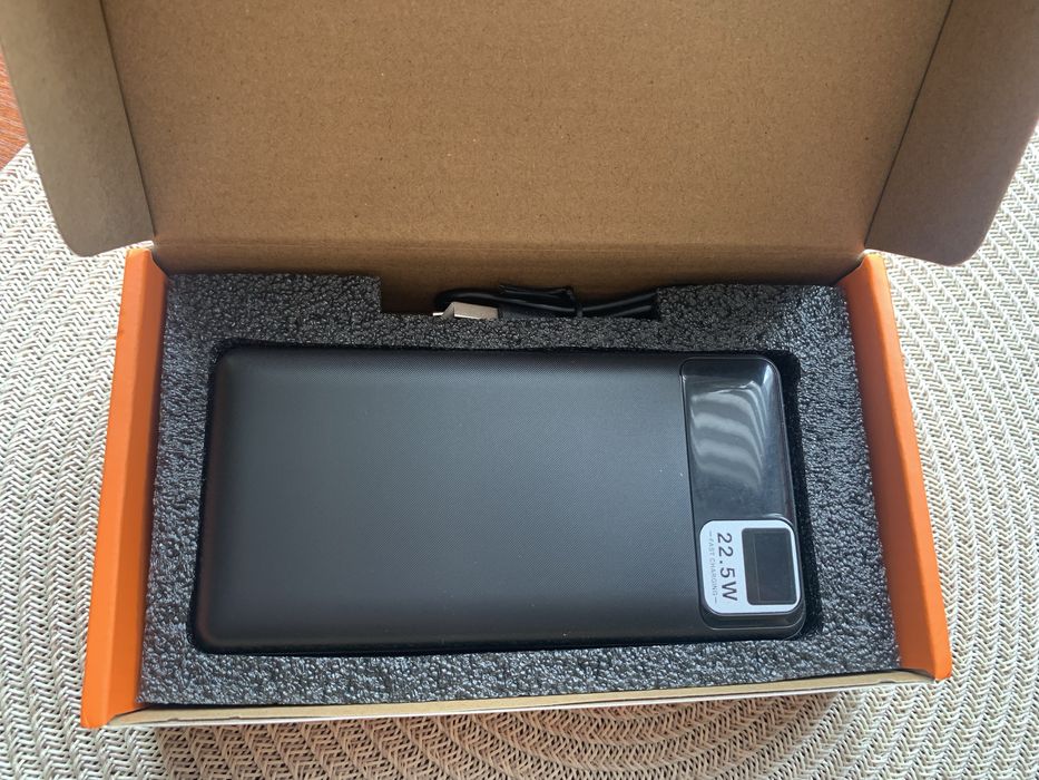 Павербанк з швидкою зарядкою 20000mAh