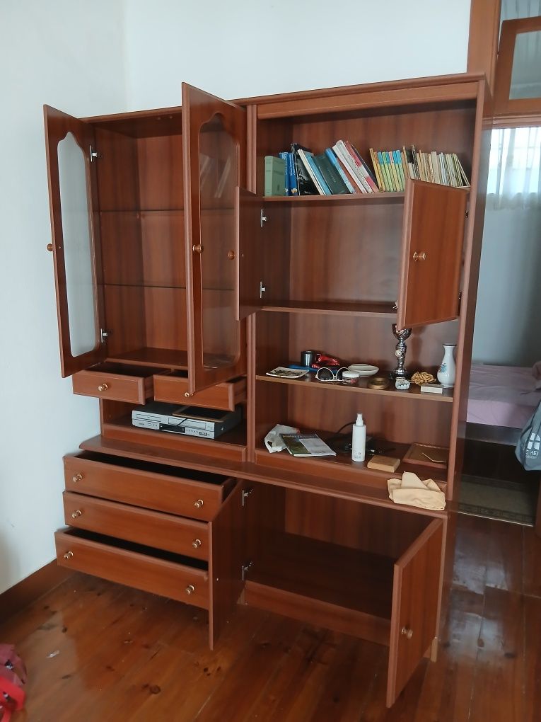 Móvel de sala em dois módulos