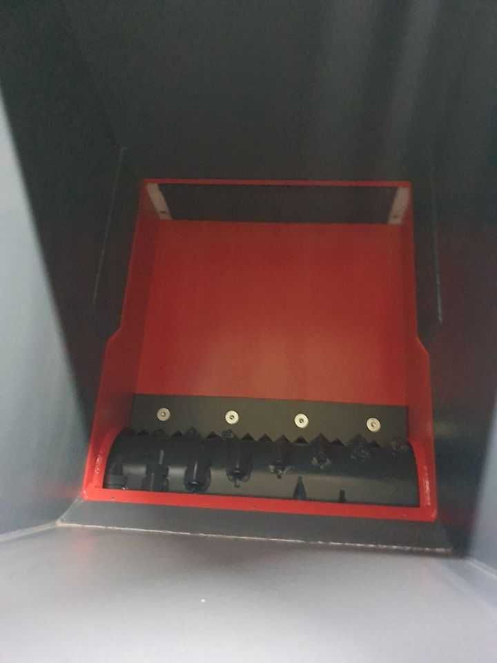 Rozdrabniacz Shredder Kruszarka Młyn 18,5 kW Wał 600 8% RABAT !