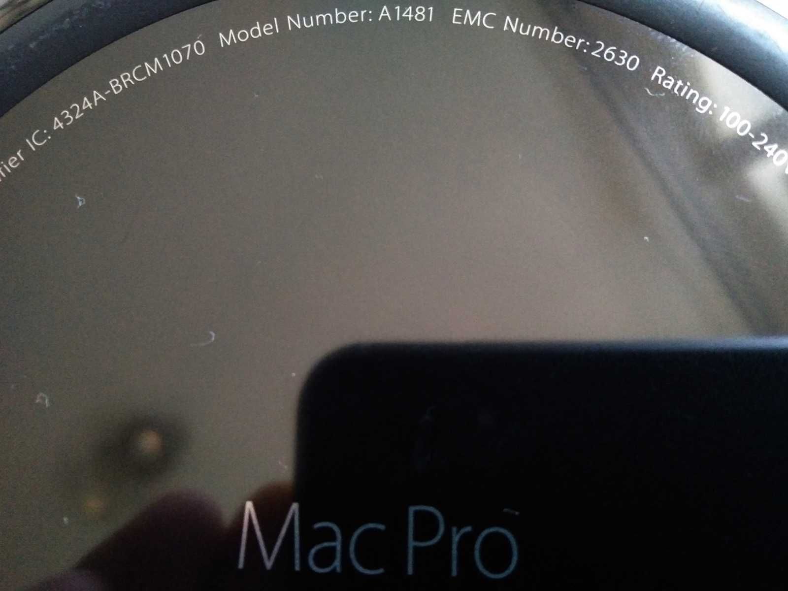 AppLe A1481 Mac Pro