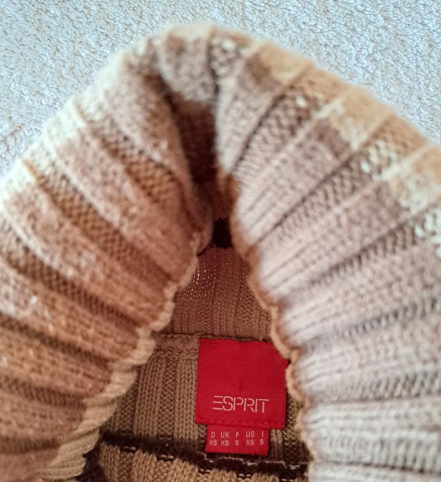 Brązowy golf esprit