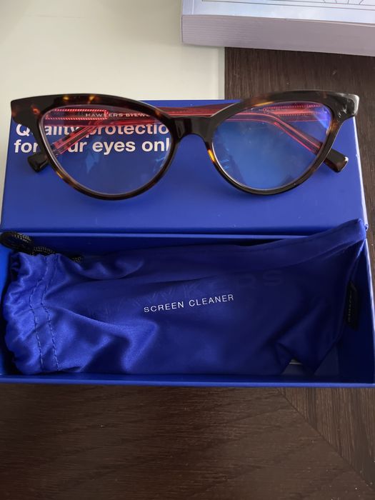 Armação Hawkers pretas e bordeaux