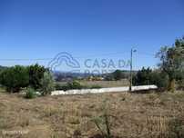 Terreno para construção com 760 m2 a 5 minutos da Aldeia de Dornes no