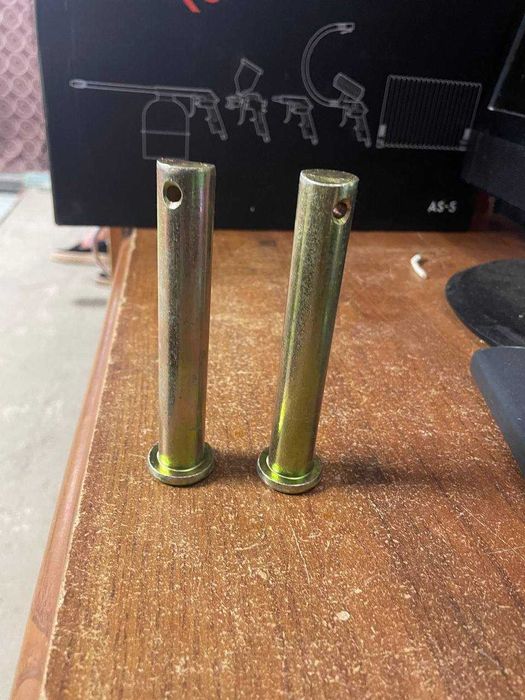 Ось, штырь, палец,