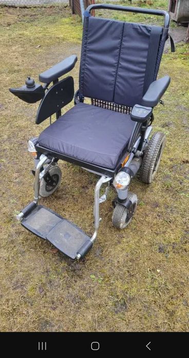 Wózek elektryczny inwalidzki