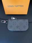 Louis Vuitton Porta moedas e chaves