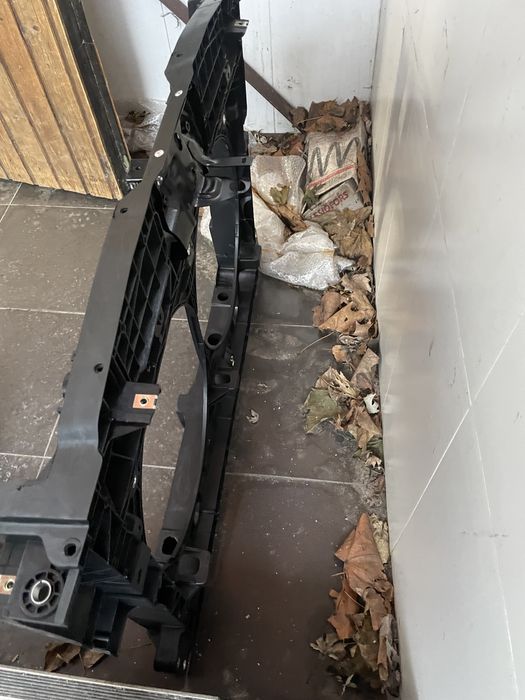 Панель передня телевизор nissan pathfinder r52 2013-2019 infiniti qx60