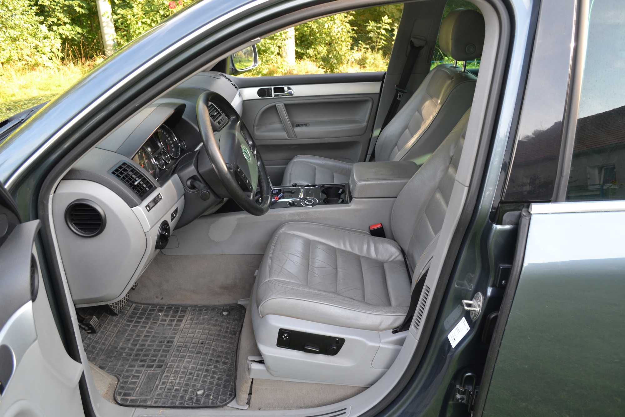 Volkswagen Touareg 2.5 TDI automat