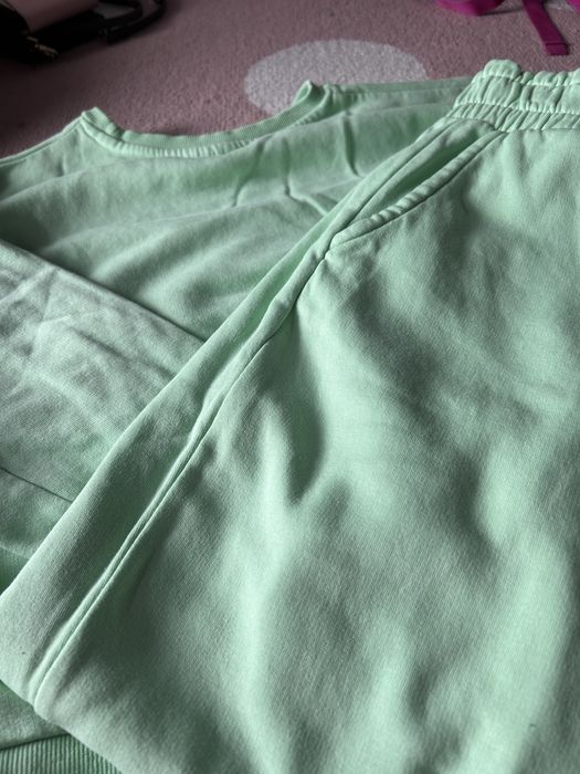 Komplet dresów 146/152 pepco