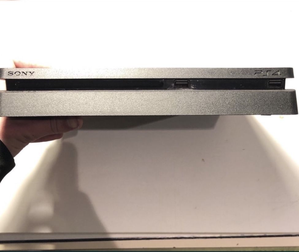 Consola PS4 Slim [500Gb]