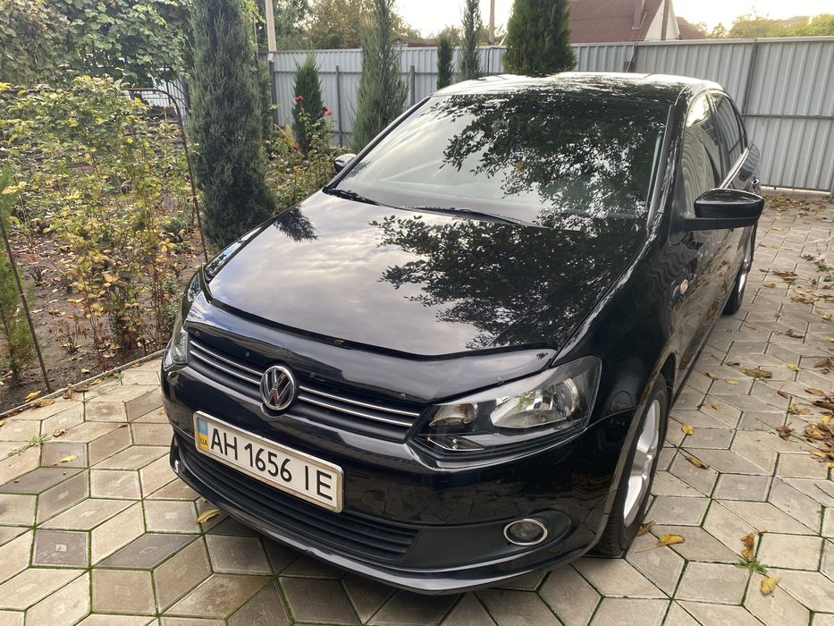 Volkswagen Polo sedan 2012