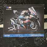 Klocki technic Motor BMW M1000RR