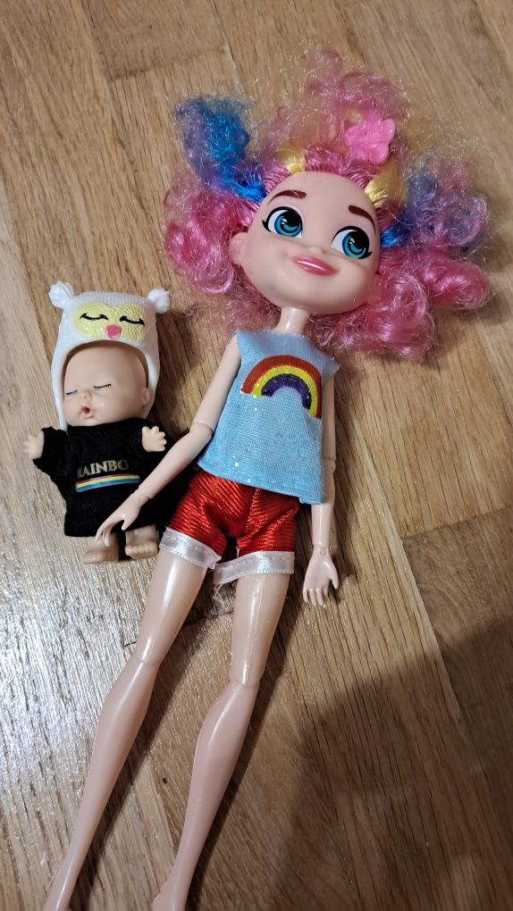 Кукли  для  дівчинки