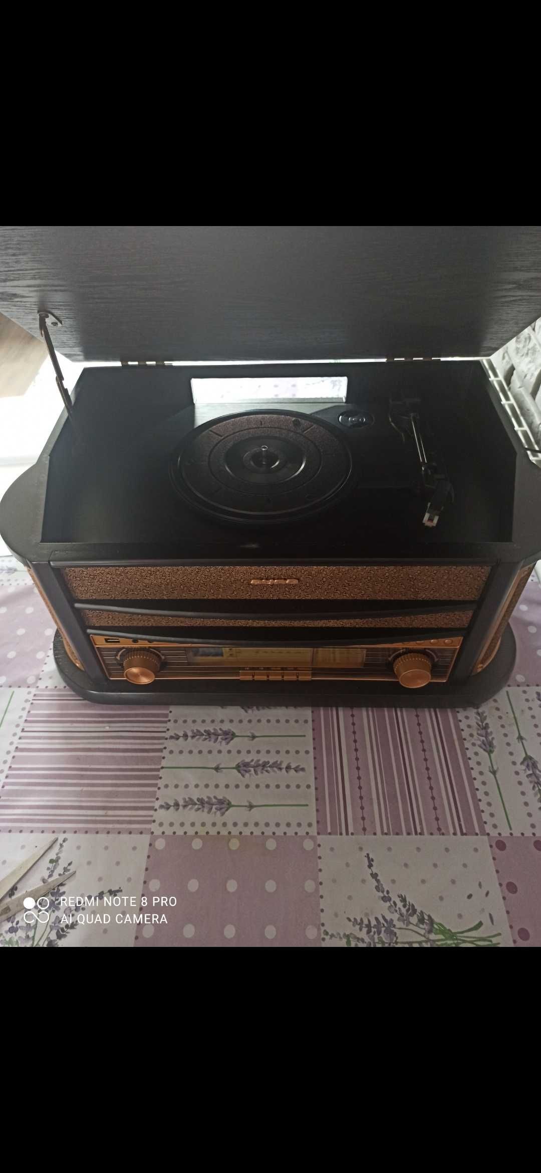 Gramofon Auna Retro