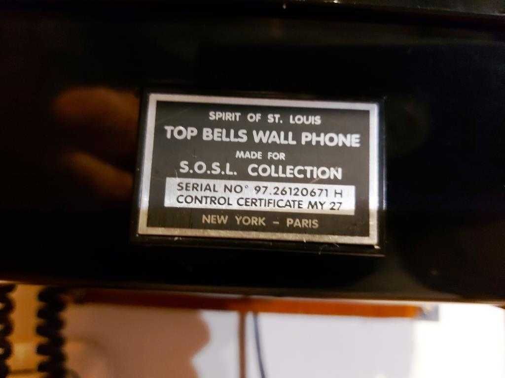 Stary telefon wiszący Spirit of Saint Louis