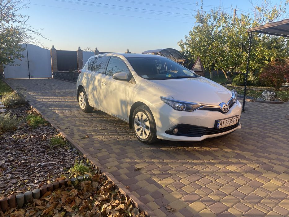 Toyota Auris 2016 р  газ/бензин