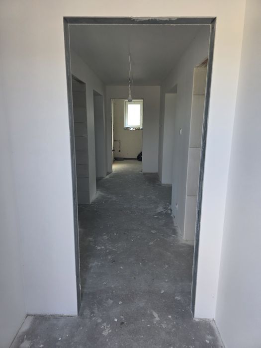 Dom jednorodzinny z garażem wolnostojącym