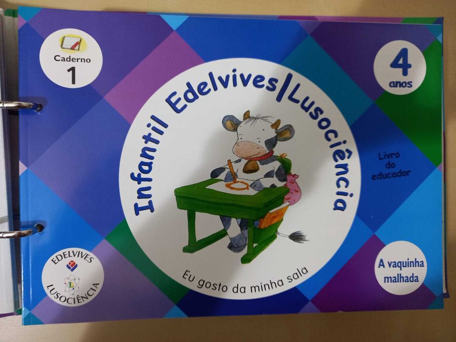 Livros de Organização Curricular (Educação de Infância)