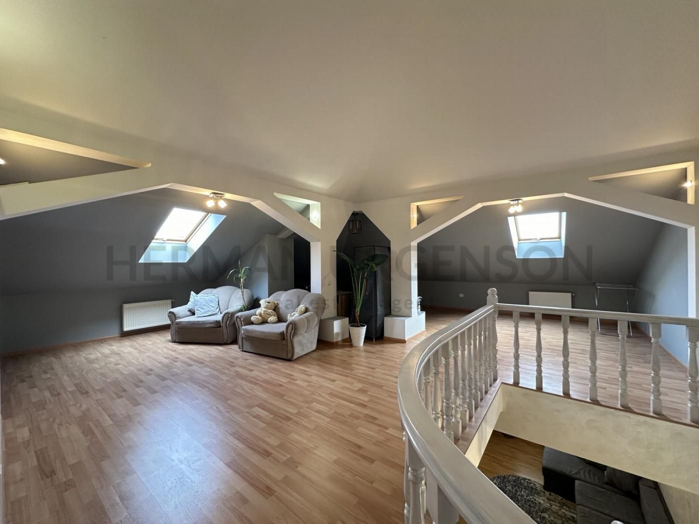Продаж 4к квартири 200 м.кв / вул. Климпуша, Боздош