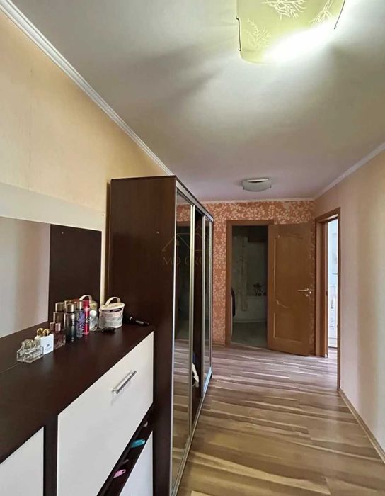 Терміново!Продається 2 кім квартира готова до проживання . р-н КАСКАД