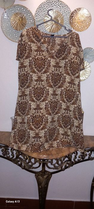 Vestidos semi novos