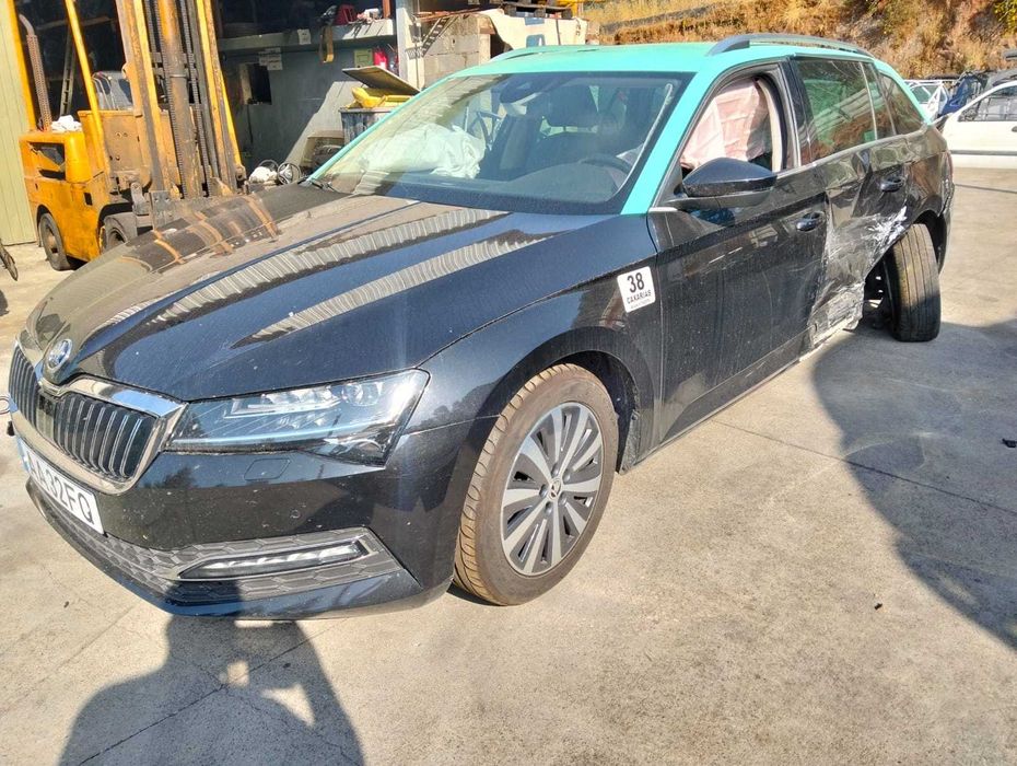 SKODA SUPERB III 2.0 tdi 150cv ano 2020