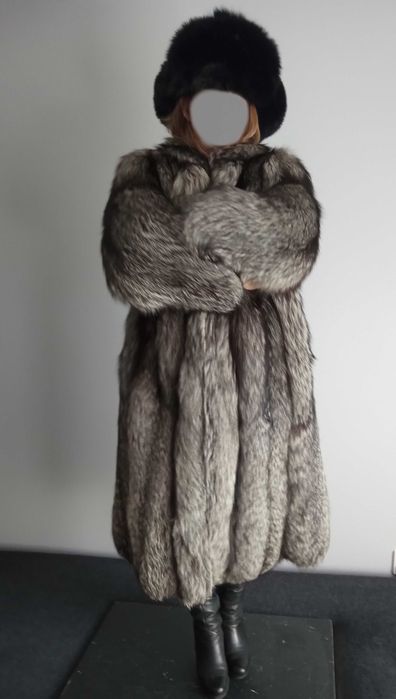 Futro z lisa srebrnego, z lisów srebrnych